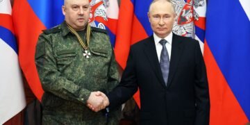 Путін наказав “генералу Армагедону” зруйнувати мости Києва, – The Telegraph