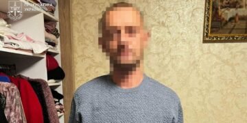 У Львові 40-річного чоловіка ув’язнили за пограбування алкомаркету з іграшковим пістолетом
