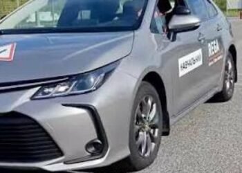 У Львові патрульні оштрафували інструктора з водіння за непристебнутий ремінь