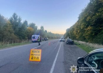 На Львівщині зіткнулися Toyota та Audi: травмувалися четверо людей, серед них двоє дітей
