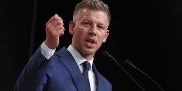 Угорщина готова зняти вето з відкриття двох кластерів переговорів України з ЄС, – FT