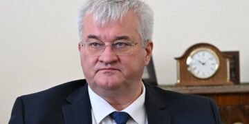 Сибіга: Західні санкції повинні “розривати” економіку РФ