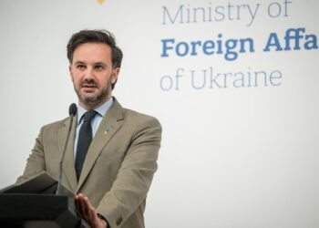 МЗС підтвердило готовність України взяти участь в зустрічі щодо миру у тристоронньому форматі у жовтні