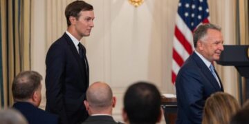 Vanity Fair: принци ОАЕ і Саудівської Аравії поклали для Кушнера на рахунки $2 млрд